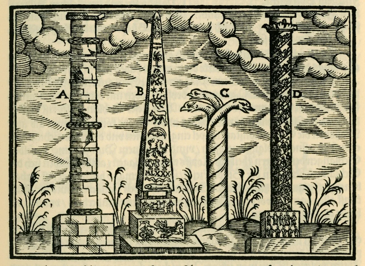 نقش خشبي لأربعة آثار في القسطنطينية، منها عمود قسطنطين والمسلة والعمود الأفعواني، 1608